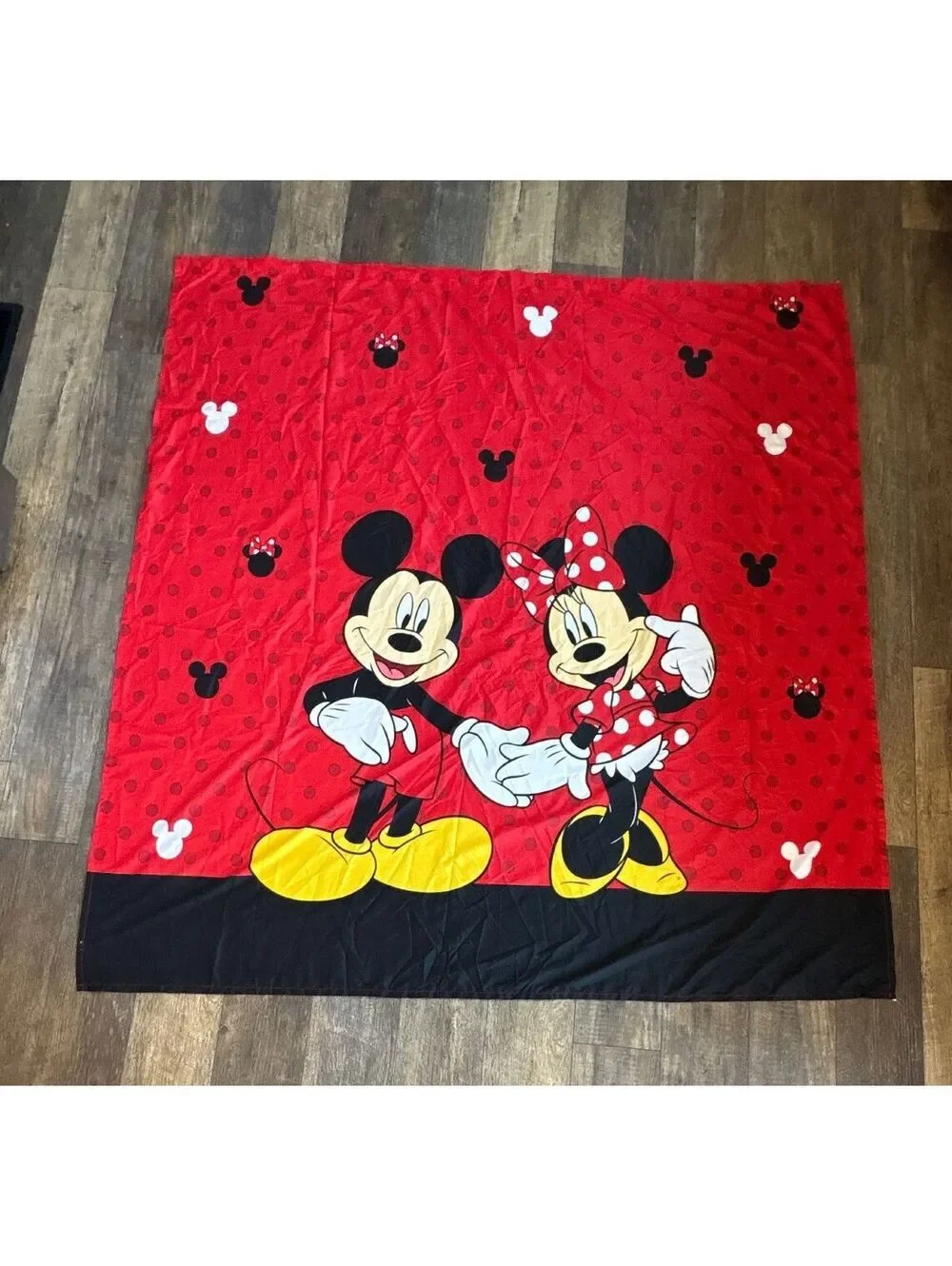Disney Mickey and Minnie Mouse Red Shower Bathroom tub Shower Curtain